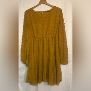 Fashion Collection Women’s Yellow V-Neck Long Sleeve Dress size Large Swiss Dot